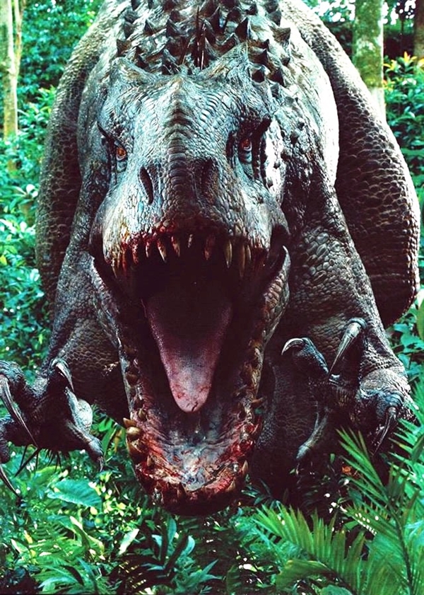 [图]《侏罗纪世界》混血恐龙海报:狰狞凶残